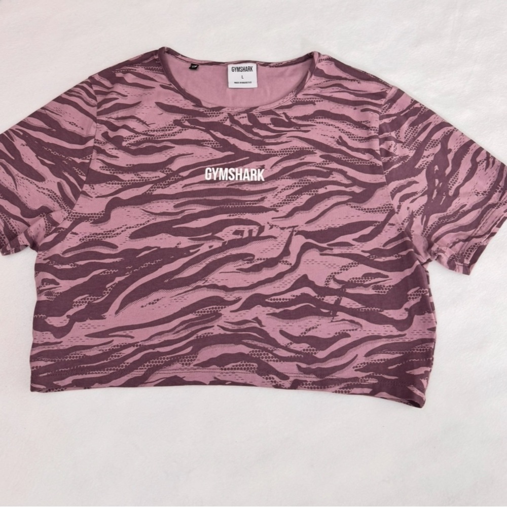 Gymshark Animal Graphic Short Sleeve Crop Top/Large - GW-L01